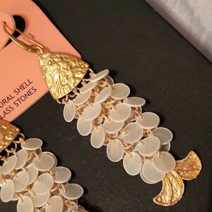 Piper K Golden and Cream Shell Earrings